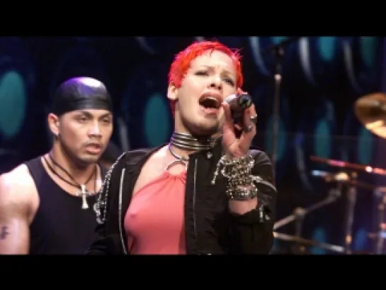 P!nk - There You Go (The Tonight Show 2000)