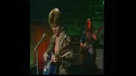 David Bowie - Queen Bitch 1972