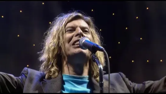 David Bowie - Starman _ Ziggy Stardust - Live at Glastonbury Festival 2000