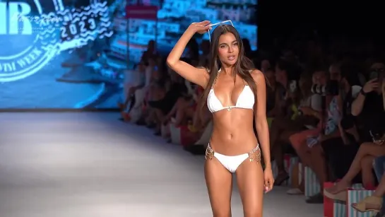 Beach Bunny Swimwear Fashion Show - Miami Swim Week 2022 - Paraiso Miami Beach - Full Show