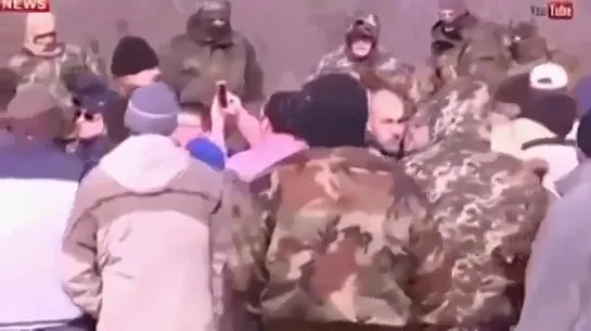 появилось видео захвата «Правым сектором» колхозных полей