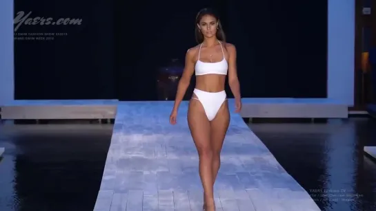 Steph Rayner - Swim Runway