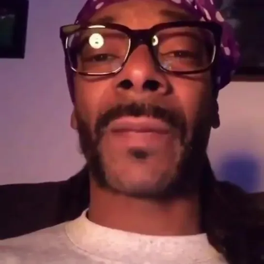 Snoop Dogg пригрозил Биллу Гейтсу перейти на PlayStation, если они "не починят своё д*рьмо" [NR]