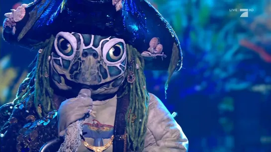 Die Schildkröte singt «Who Wants to Live Forever» von Queen (ProSieben, The Masked Singer, 09.03.2021)