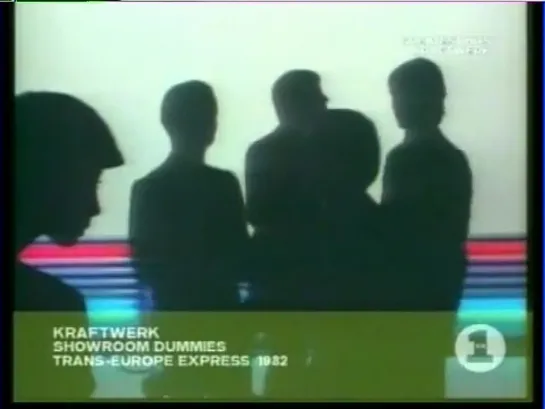 Kraftwerk - Showroom dummies ( official video, 1982 )