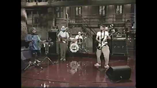 Beastie Boys HD -  Sabotage ( David Letterman ) - 1994