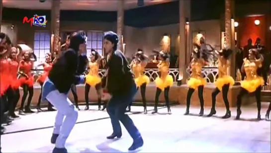 Main Khiladi Tu Anari Title Song