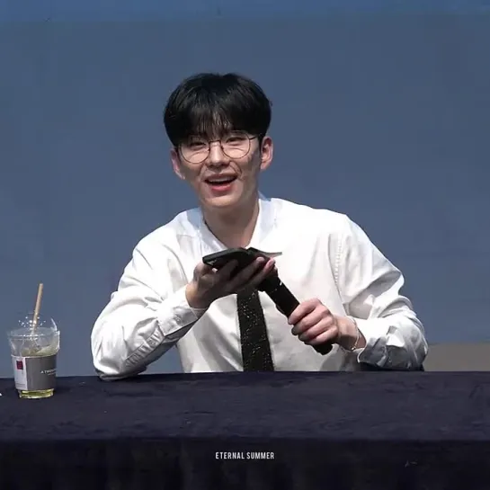 [VK][27.03.2022][Fancam] Soundwave Fansign Kihyun