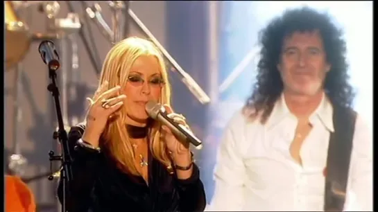 Queen + Anastacia - We Will Rock You (46664)