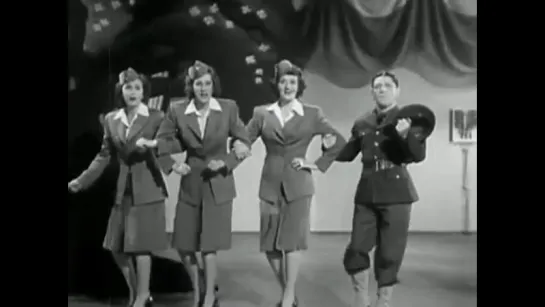 The Andrews Sisters - Don't Sit Under the Apple Tree