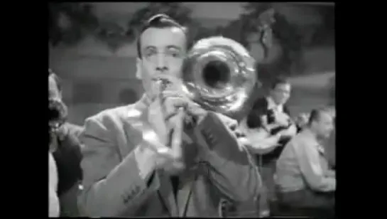 Chattanooga Choo Choo - Glenn  Miller Orchestra (1)