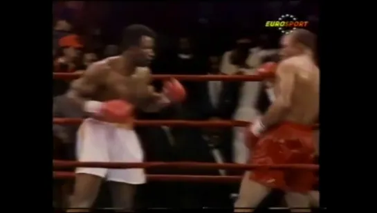 1990-04-04 Mike Weaver vs James «Bonecrusher» Smith II (WBA Americas Heavyweight Title)