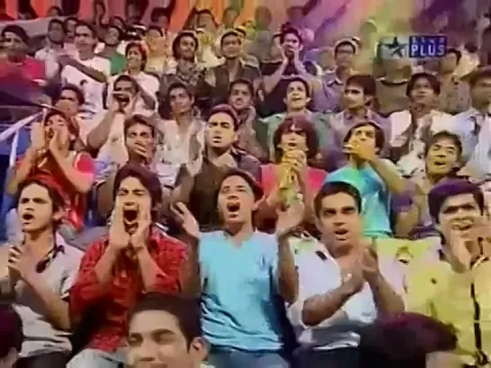 Mohit-Sanaya Intro Dance On ZNKD 1st May 10  Pyaar Ki Yeh Kahani Suno