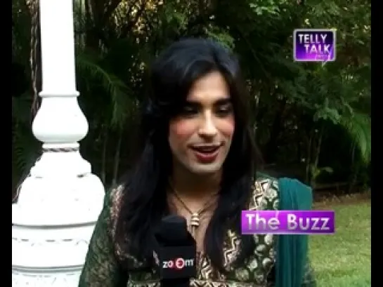 Qubool Hai - 18th December 2013 - Sanaya Irani's REACTION to Boyfriend Mohit Sehgal's NEW LOOK