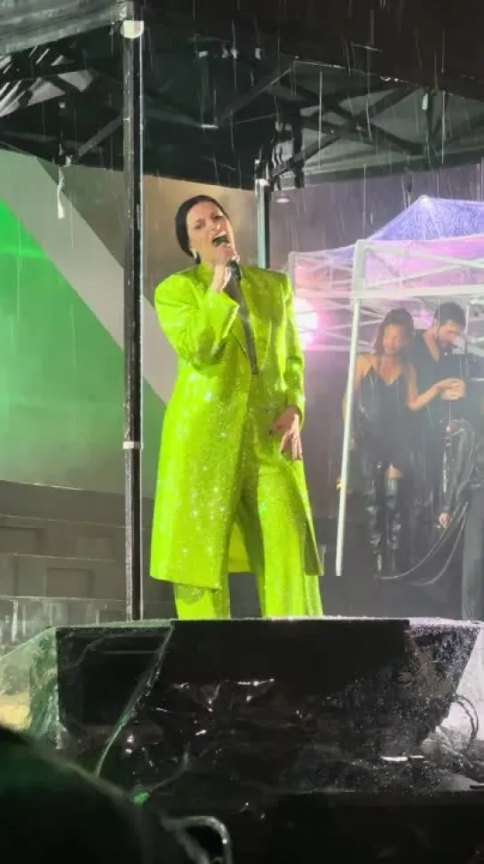 LAURA PAUSINI 🇮🇹 2023-06-30 Venezia - Le cose che vivi