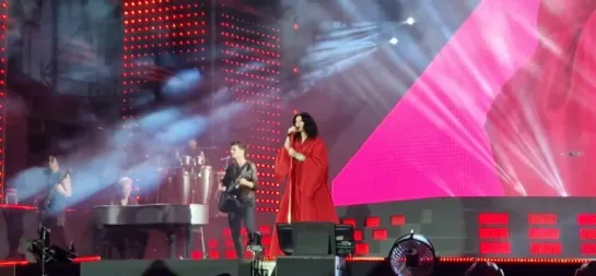 LAURA PAUSINI 🇮🇹 2023-07-01 Venezia - La solidudine