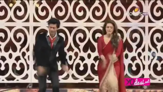 Шахрукх Кхан и Каджол на "Sansui Colors Stardust Awards"