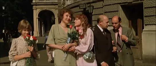 ➡ "Любимая женщина механика Гаврилова" (1982) 480