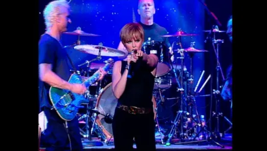 PAT BENATAR -Heartbreaker (Live 2001)