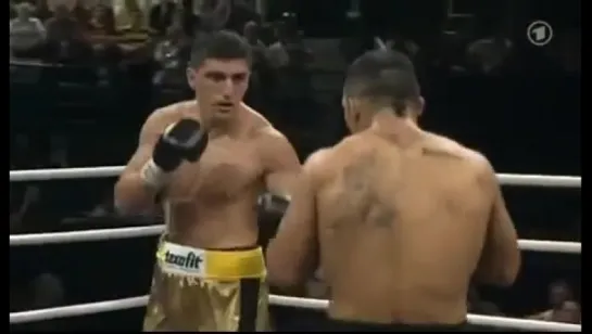 2009-08-29 Marco Huck vs Victor Emilio Ramirez (WBO Junior Heavyweight Title)