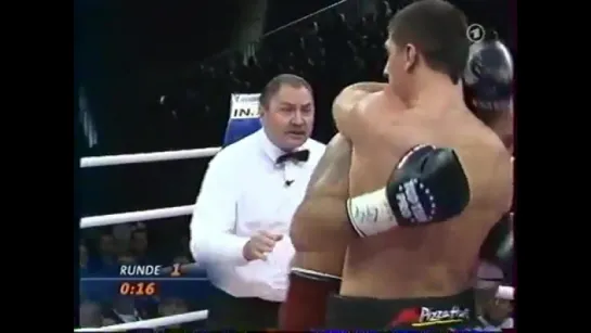 2006-12-16 Marco Huck vs Pietro Aurino (vacant EBU-EU Cruiserweight Title)