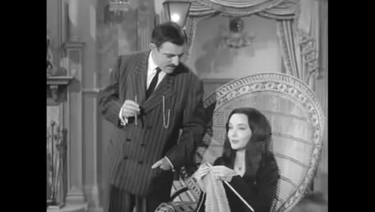 Los Locos Addams 2x13 Mi bello tio Cosa