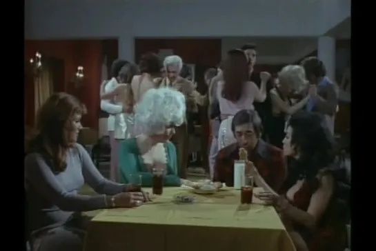 Bellas de noche 1975_www.ComoEnElCine.Net_Castellano