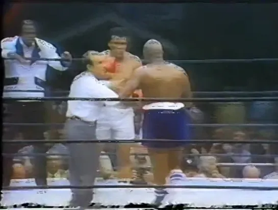 1977-09-29 Muhammad Ali vs Earnie Shavers (WBC & WBA Heavyweight Titles)