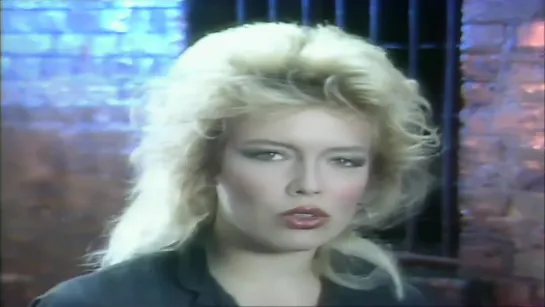 Kim Wilde feat. Gary Barnacle  - Love Blonde