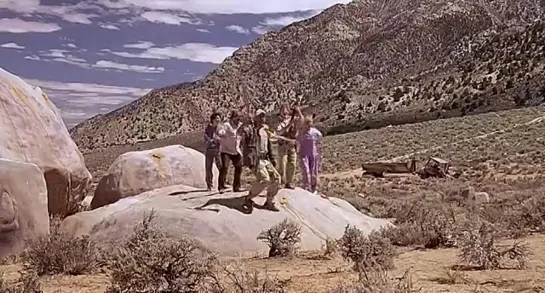 Terror bajo la tierra (tremors) 1 (1990)