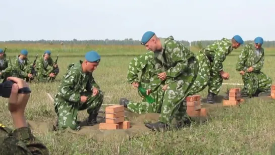 в Бердске бойцы 24 ОБрСпН показали боевую мощь. 2014