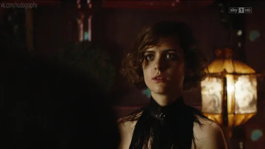 Лив Лиза Фрис (Liv Lisa Fries) голая в сериале "Вавилон-Берлин" (Babylon Berlin, 2017) - Сезон 2 / Серия 2 (s02e02) 1080p