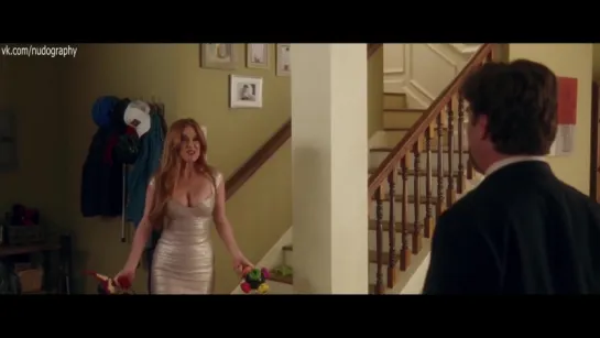 Сексуальная Айла Фишер (Isla Fisher) в фильме "Шпионы по соседству" (Keeping Up with the Joneses, 2016, Грег Моттола) 1080p