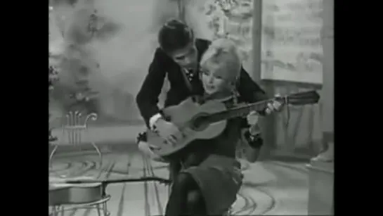 Brigitte Bardot – Leçon De Guitare (en duo avec Olivier Despax)