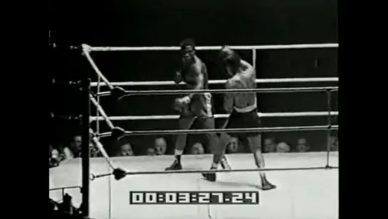 1958-06-24 Boxing ¦ Dick Tiger vs Spider Webb