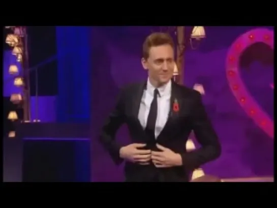 Tom Hiddleston dancing