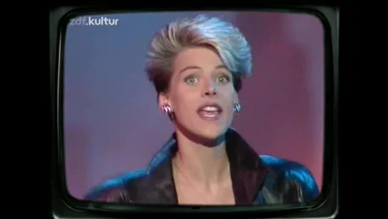 C.C.Catch - House Of Mystic Lights (ZDF, Die Pyramide 25.06.1988)