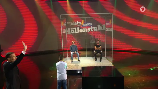 Schleim Bestrafung: Florian Silbereisen und Thomas Anders auf dem Höllenstuhl (ARD, Klein gegen Groß, 17.10.2020)