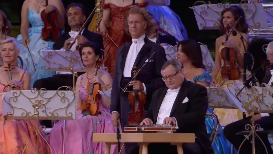 André Rieu & Johann Strauß Orchestra - Tales From The Vienna Woods, Walzer Op. 325