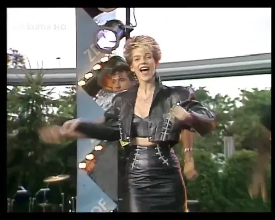 C.C. Catch - House of Mystic Lights (ZDF-Hitparade, Sommerhitparade, 21.07.1988) MTW