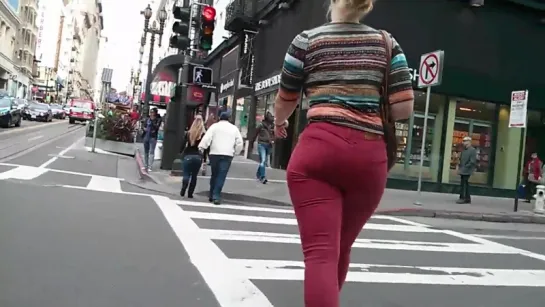 blonde_pawg_in_tight_red_jeans_on_the_street_720p