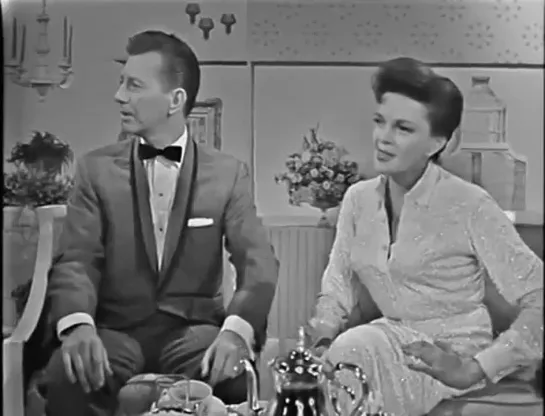 The Judy Garland Show S1E01 Donald OConnor eng english