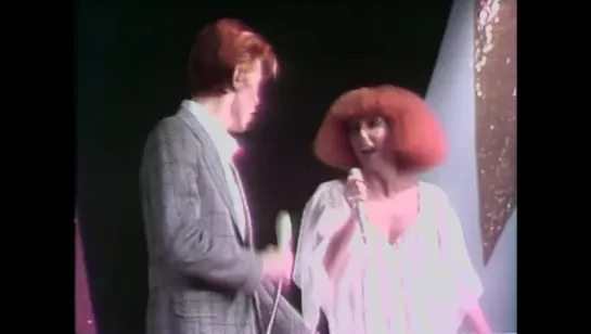 Cher & David Bowie - Young Americans Medley (Live on The Cher Show)