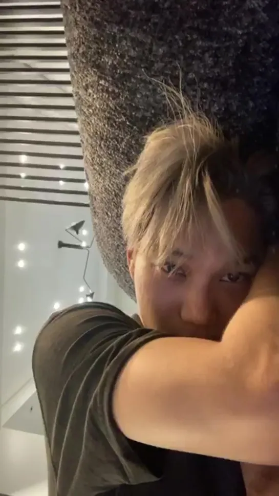 [VIDEO] 201018 Kai Instagram Live