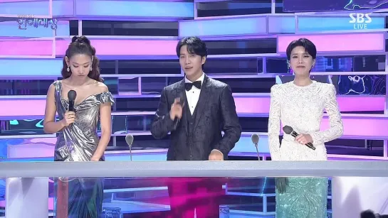 2021 SBS Entertainment Awards 2부.E02.21.12.18.720p-NEXT