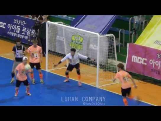 [FANCAM] 140526 Luhan @ MBC Idol Sports Championship Futsal