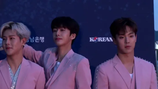 [VK][29.09.17]Monsta X in Red Carpet @ K-pop World Festival 2017