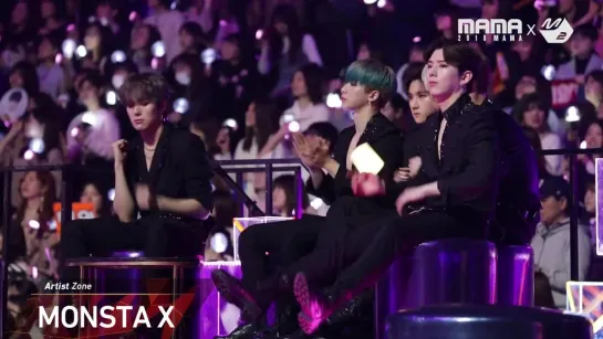 [VK][12.12.18] [2018MAMA x M2] MONSTA X Reaction to TWICE Performance in JAPAN