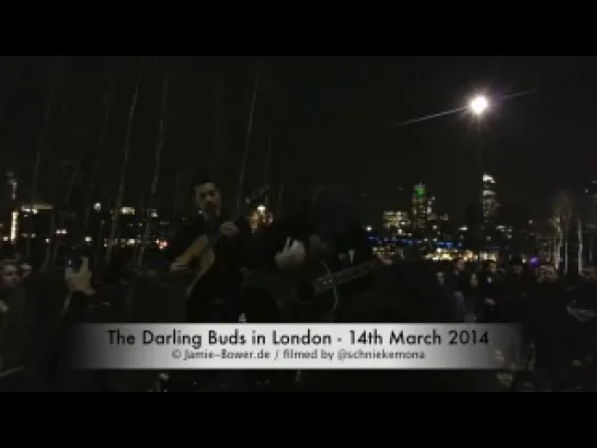 The Darling Buds  Jamie Campbell Bower live in London 14 March 2014 - Hold On 4/7