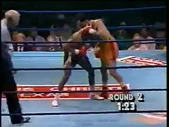 1987-05-24 Rocky Lockridge vs Dennis Cruz